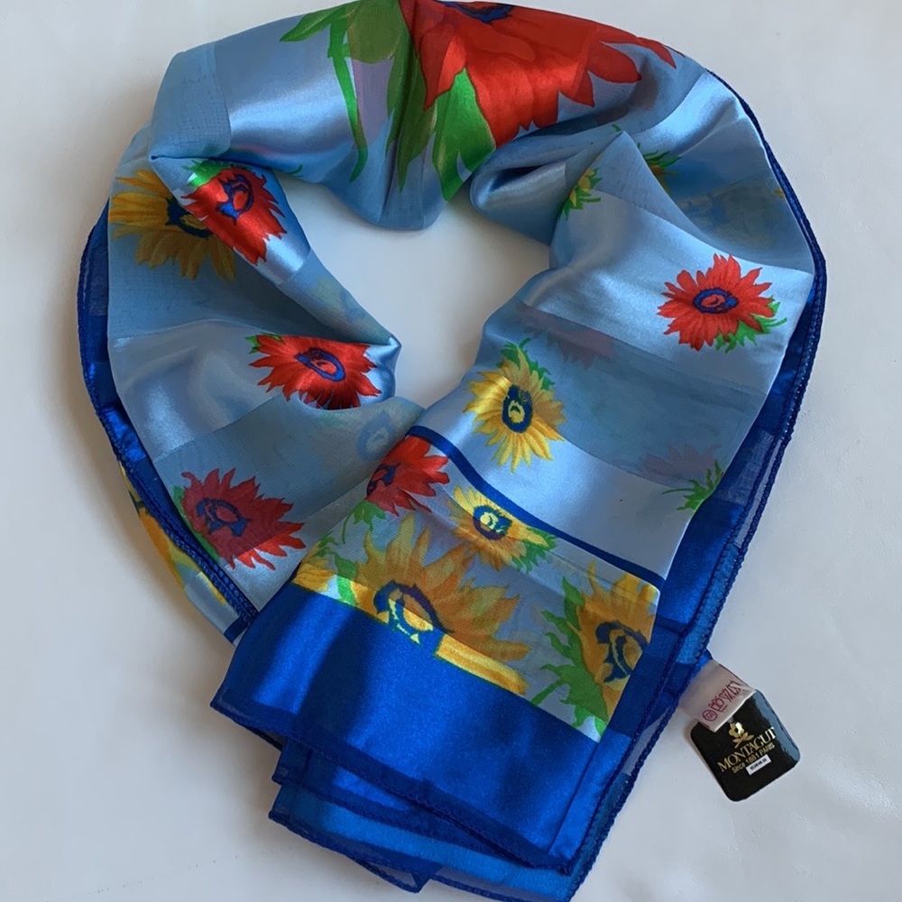 MONTAGUT SINCE 1881 Paris Scarf